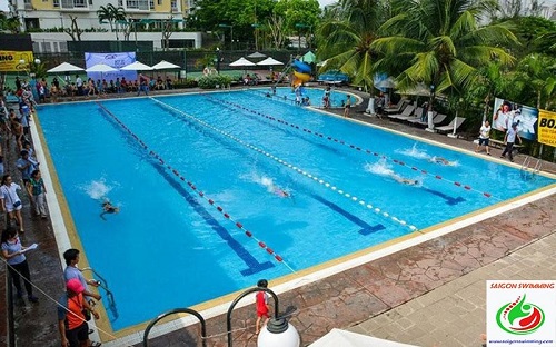 View hồ bơi quận 7 CLB Đăng Khoa